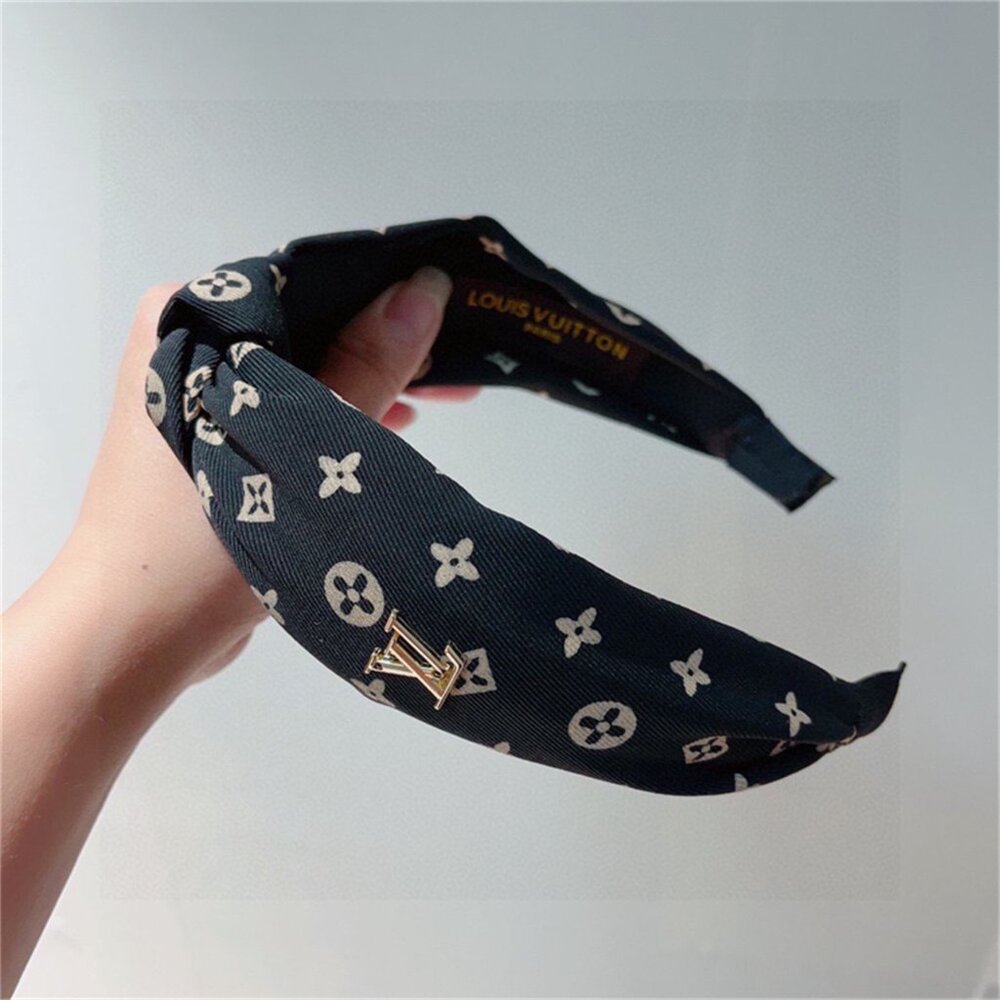 Louis Vuitton fashion headband - Picture 8 of 8